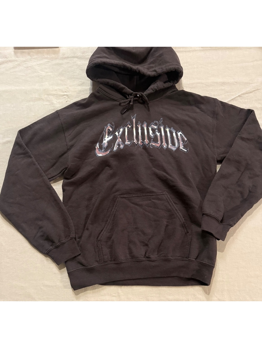 Gildan Heavy Blend black pullover hoodie